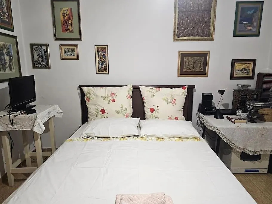 2-Bedroom Apartment With Dajti Mountain View تيرانا